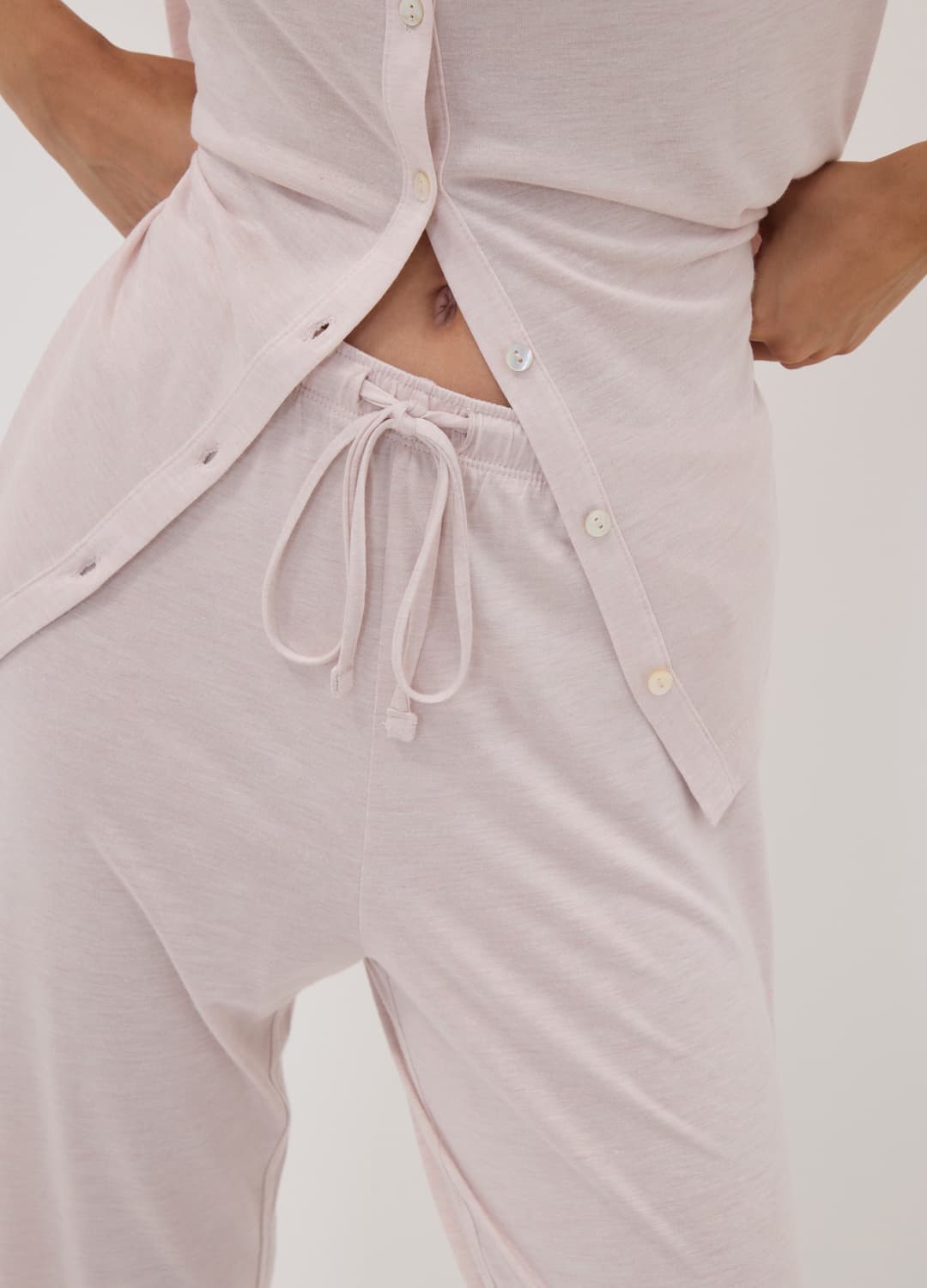 Pigiama Rosa In Pura Viscosa Con Scollo A V In Pizzo Regular Fit | OVS Pigiama Rosa In Pura Viscosa Con Scollo A V In Pizzo Regular Fit - 2 | OVS