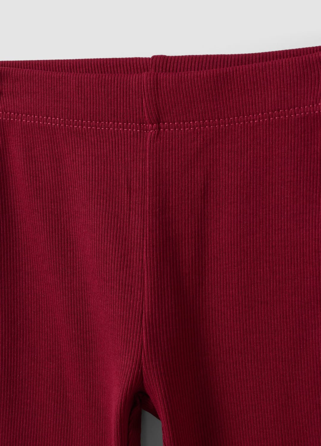 Completo Bianco E Rosso In Cotone Elasticizzato Con Stampa Gattino Per Bimba | OVS Completo Bianco E Rosso In Cotone Elasticizzato Con Stampa Gattino Per Bimba - 2 | OVS