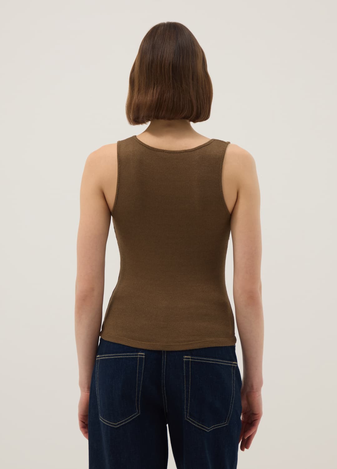 Braunes Tanktop Mit Regulärer Passform Und Metallelementen | OVS Braunes Tanktop Mit Regulärer Passform Und Metallelementen - 3 | OVS