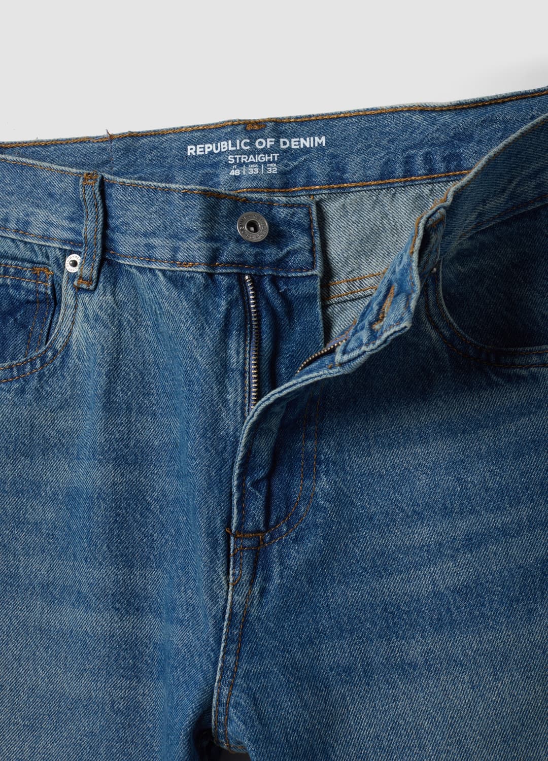 Hellblaue Straight-fit-jeans Aus Reiner Baumwolle | OVS Hellblaue Straight-fit-jeans Aus Reiner Baumwolle - 1 | OVS