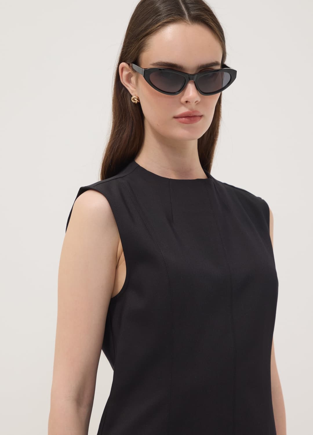 Abito Smanicato Nero In Cotone Elasticizzato Con Girocollo Fitted | OVS Abito Smanicato Nero In Cotone Elasticizzato Con Girocollo Fitted - 2 | OVS