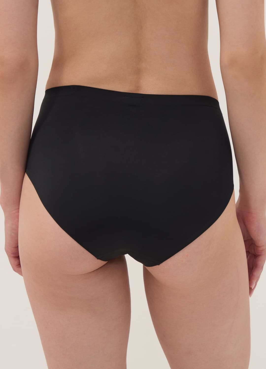 Slip Brasiliana Nero A Vita Alta In Tessuto Elasticizzato Con Effetto Shaping | OVS Slip Brasiliana Nero A Vita Alta In Tessuto Elasticizzato Con Effetto Shaping - 2 | OVS