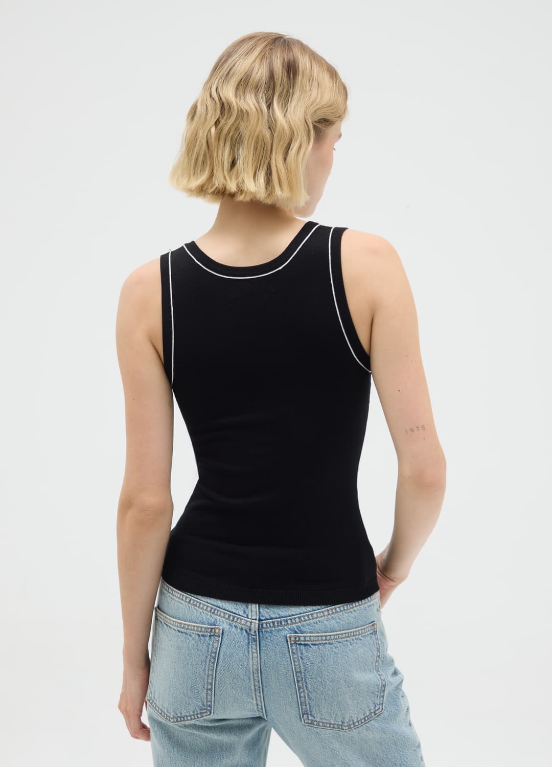 Top Bianco Smanicato Vestibilità Regular | OVS Top Bianco Smanicato Vestibilità Regular - 9 | OVS