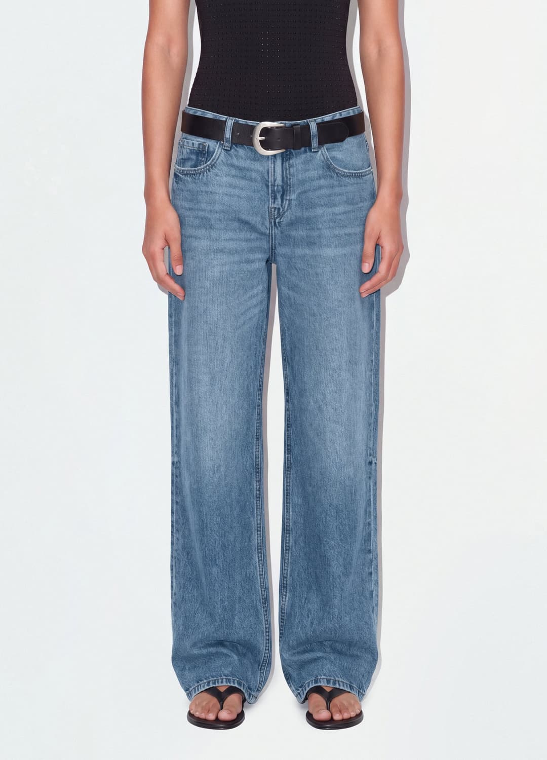 Hellblaue Denim-jeans Mit Wide Leg Aus 100 % Baumwolle | OVS Hellblaue Denim-jeans Mit Wide Leg Aus 100 % Baumwolle - 1 | OVS