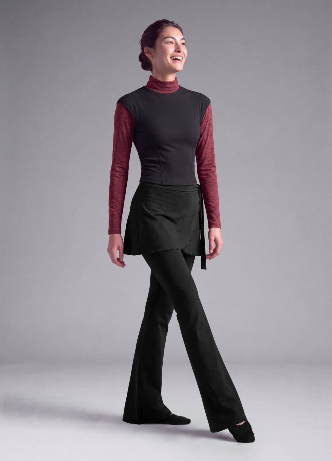 Leggings Neri Flare In Tessuto Elasticizzato Traspirante Altavia Studio | OVS Leggings Neri Flare In Tessuto Elasticizzato Traspirante Altavia Studio - 0 | OVS