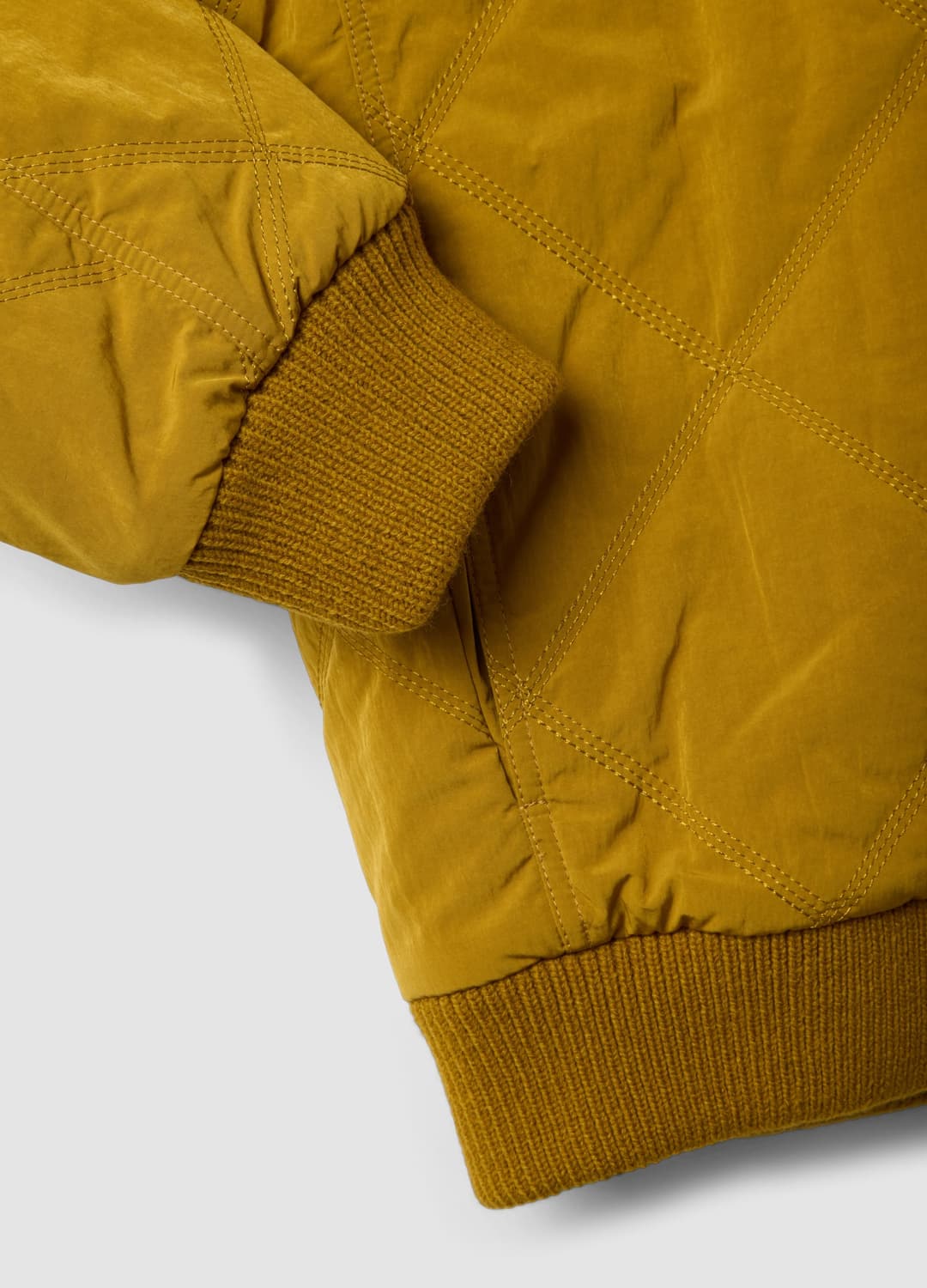Gelbe Gesteppte Bomberjacke Mit Reissverschluss | OVS Gelbe Gesteppte Bomberjacke Mit Reissverschluss - 1 | OVS