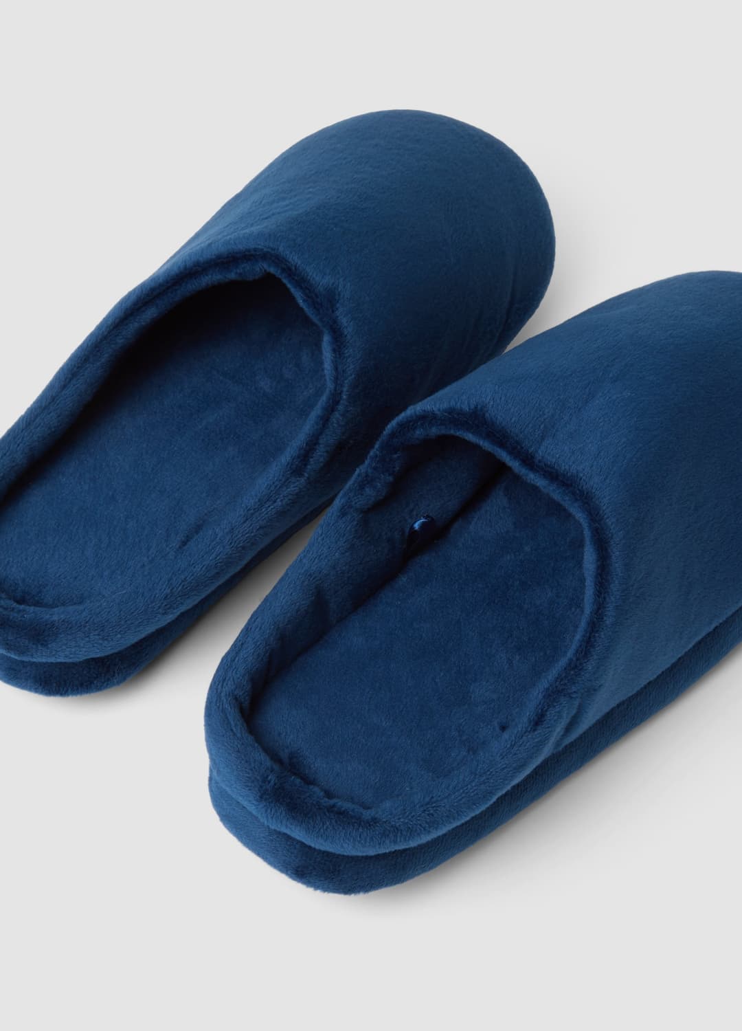 Blaue Geschlossene Hausschuhe Mit Soft-touch-finish | OVS Blaue Geschlossene Hausschuhe Mit Soft-touch-finish - 2 | OVS
