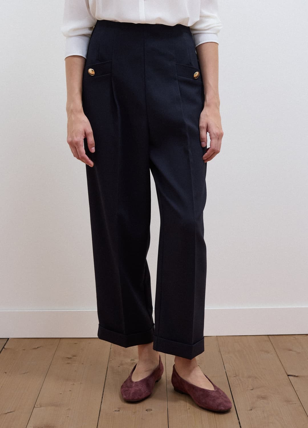 Schwarze Stretch-viskosehose Mit Regular Tapered Fit | OVS Schwarze Stretch-viskosehose Mit Regular Tapered Fit - 1 | OVS