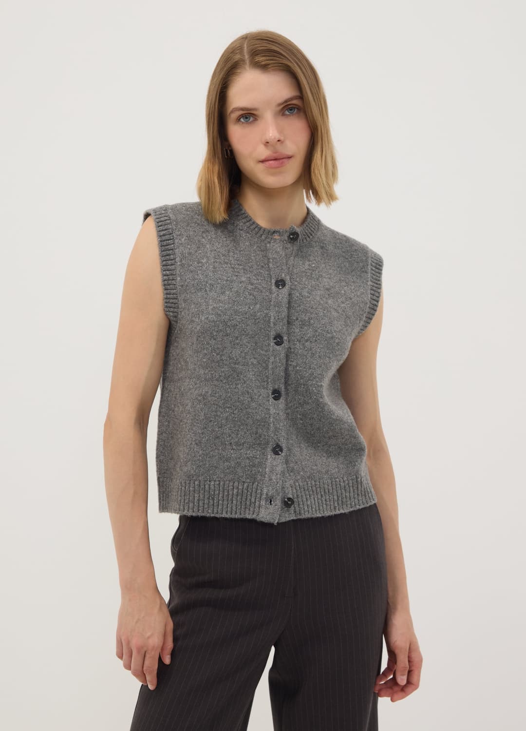 Gilet Grigio In Lana Elasticizzata A Girocollo | OVS Gilet Grigio In Lana Elasticizzata A Girocollo - 2 | OVS