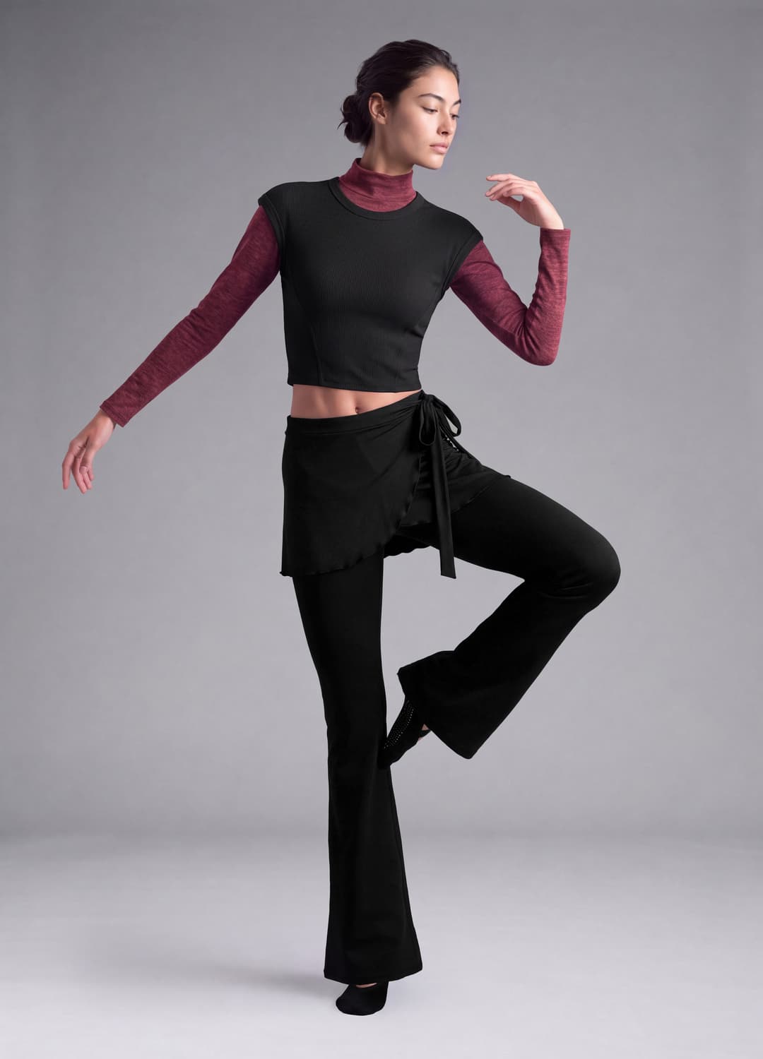 Leggings Neri Flare In Tessuto Elasticizzato Traspirante Altavia Studio | OVS Leggings Neri Flare In Tessuto Elasticizzato Traspirante Altavia Studio - 4 | OVS
