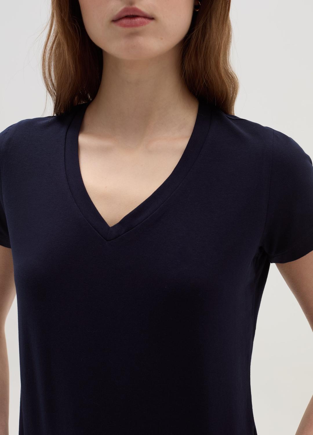 T-shirt Ferrari Con Scollo A V Donna | Motorsport Maranello - Foto 13