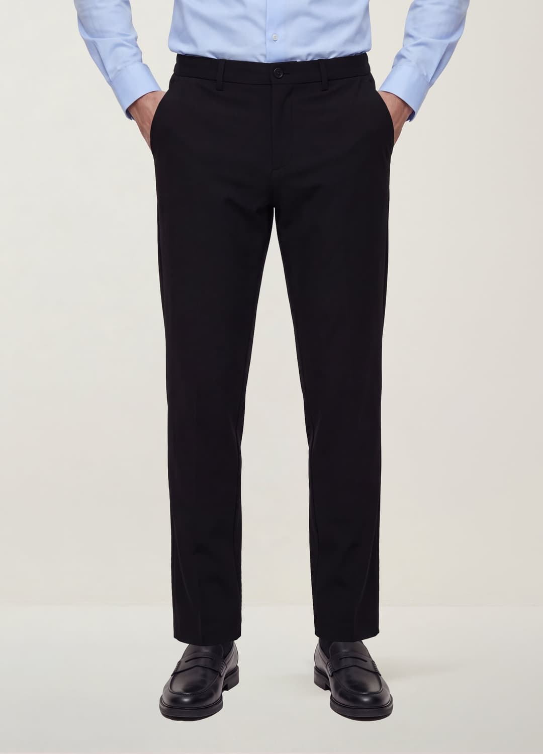 Schwarze Slim-fit-chinohose Aus Elastischem Viskose-twill | OVS Schwarze Slim-fit-chinohose Aus Elastischem Viskose-twill - 1 | OVS