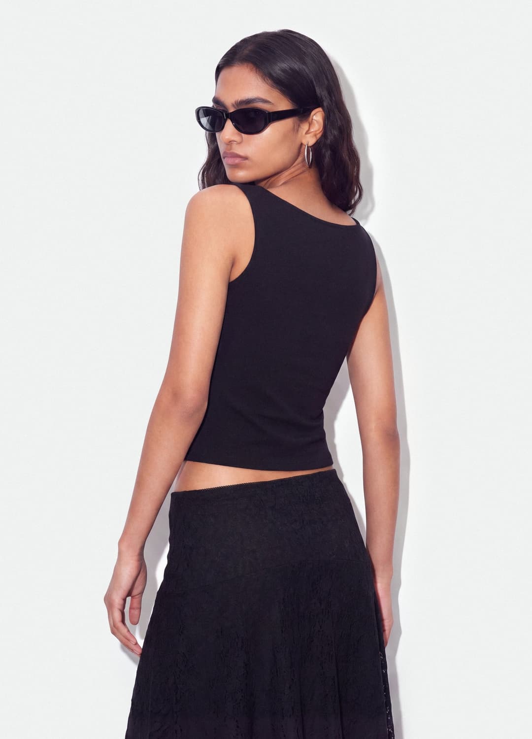 Top Nero In Cotone Elasticizzato Con Occhielli Metallici Regular Fit | OVS Top Nero In Cotone Elasticizzato Con Occhielli Metallici Regular Fit - 0 | OVS