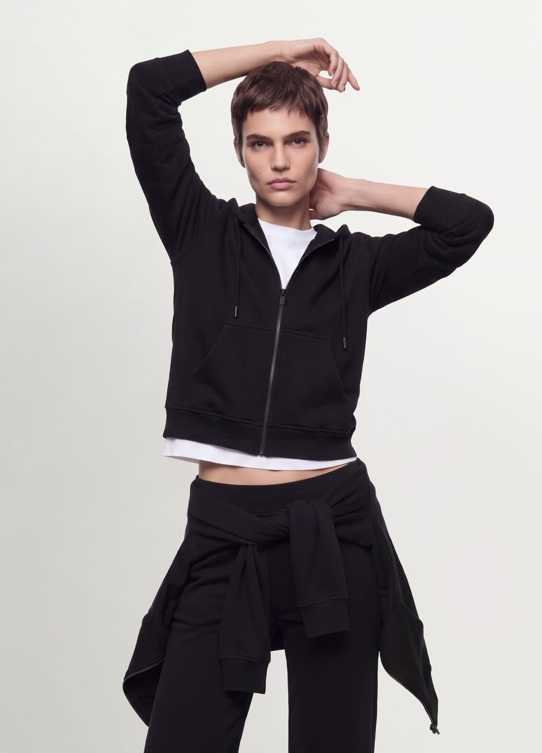 Felpa Nera In Misto Cotone Con Cappuccio Regular Fit | OVS Felpa Nera In Misto Cotone Con Cappuccio Regular Fit - 0 | OVS