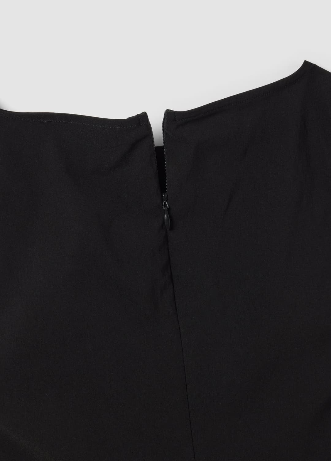 Schwarzes Ärmelloses Kleid Aus Elastischer Viskose Mit Ösen | OVS Schwarzes Ärmelloses Kleid Aus Elastischer Viskose Mit Ösen - 5 | OVS