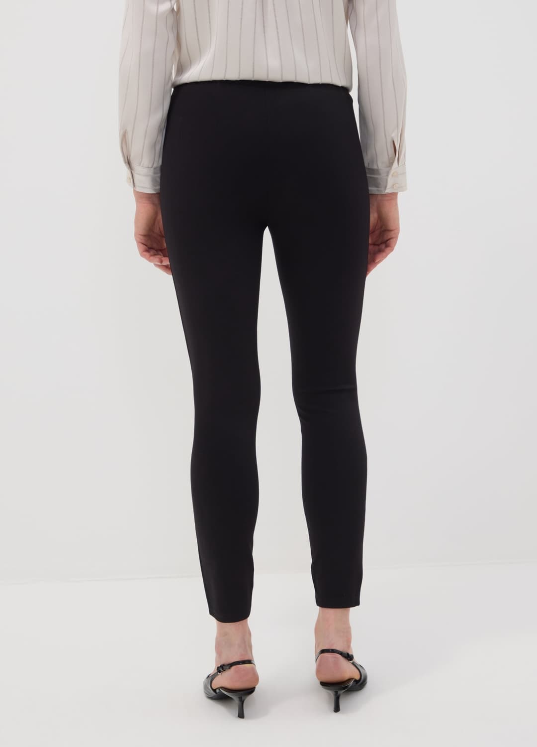 Schwarze Slim-fit-leggings Aus Elastischem Viskose-milano-strick | OVS Schwarze Slim-fit-leggings Aus Elastischem Viskose-milano-strick - 2 | OVS