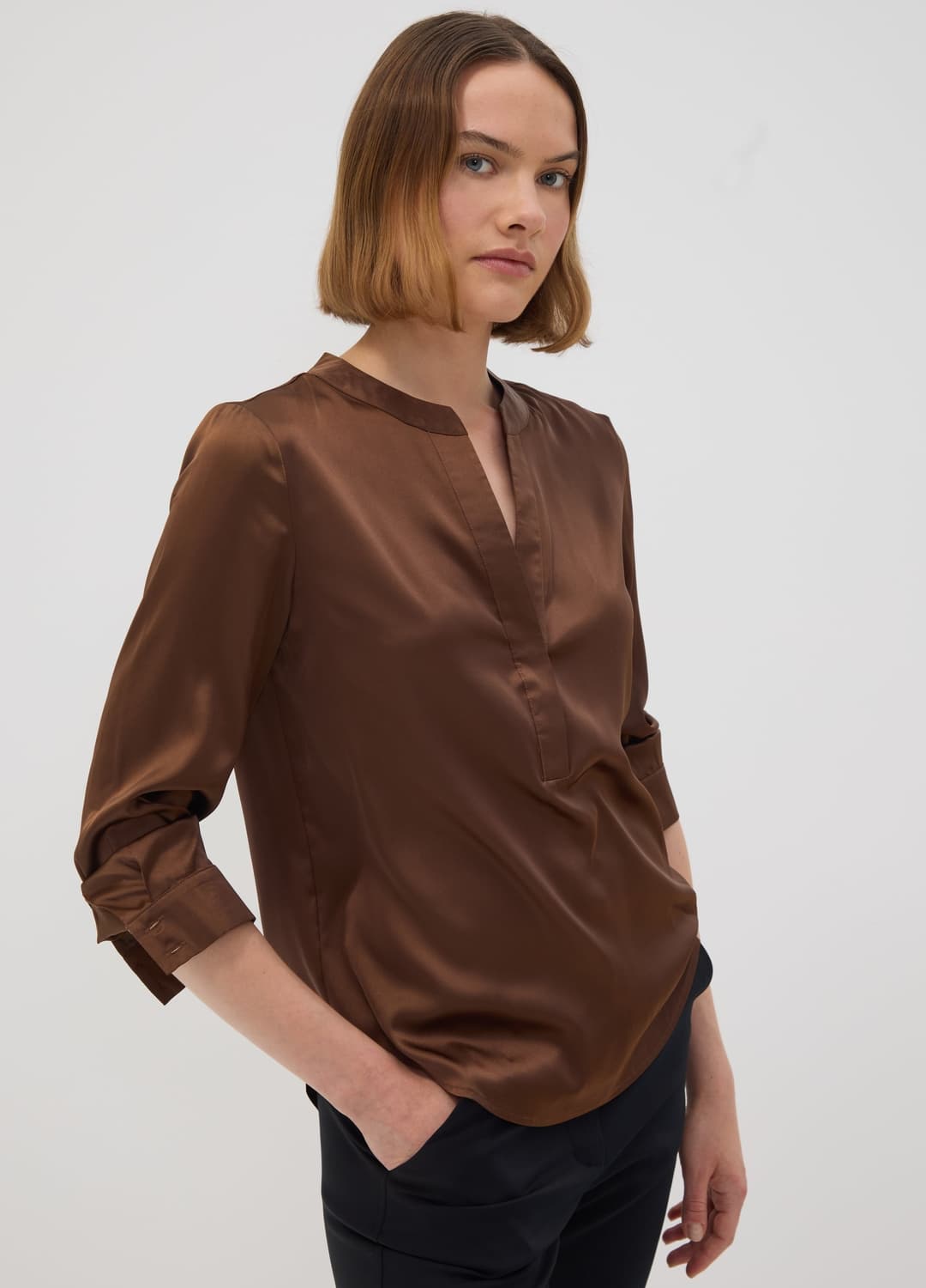 Camicia Marrone In Tessuto Elasticizzato Con Collo Coreano | OVS Camicia Marrone In Tessuto Elasticizzato Con Collo Coreano - 2 | OVS