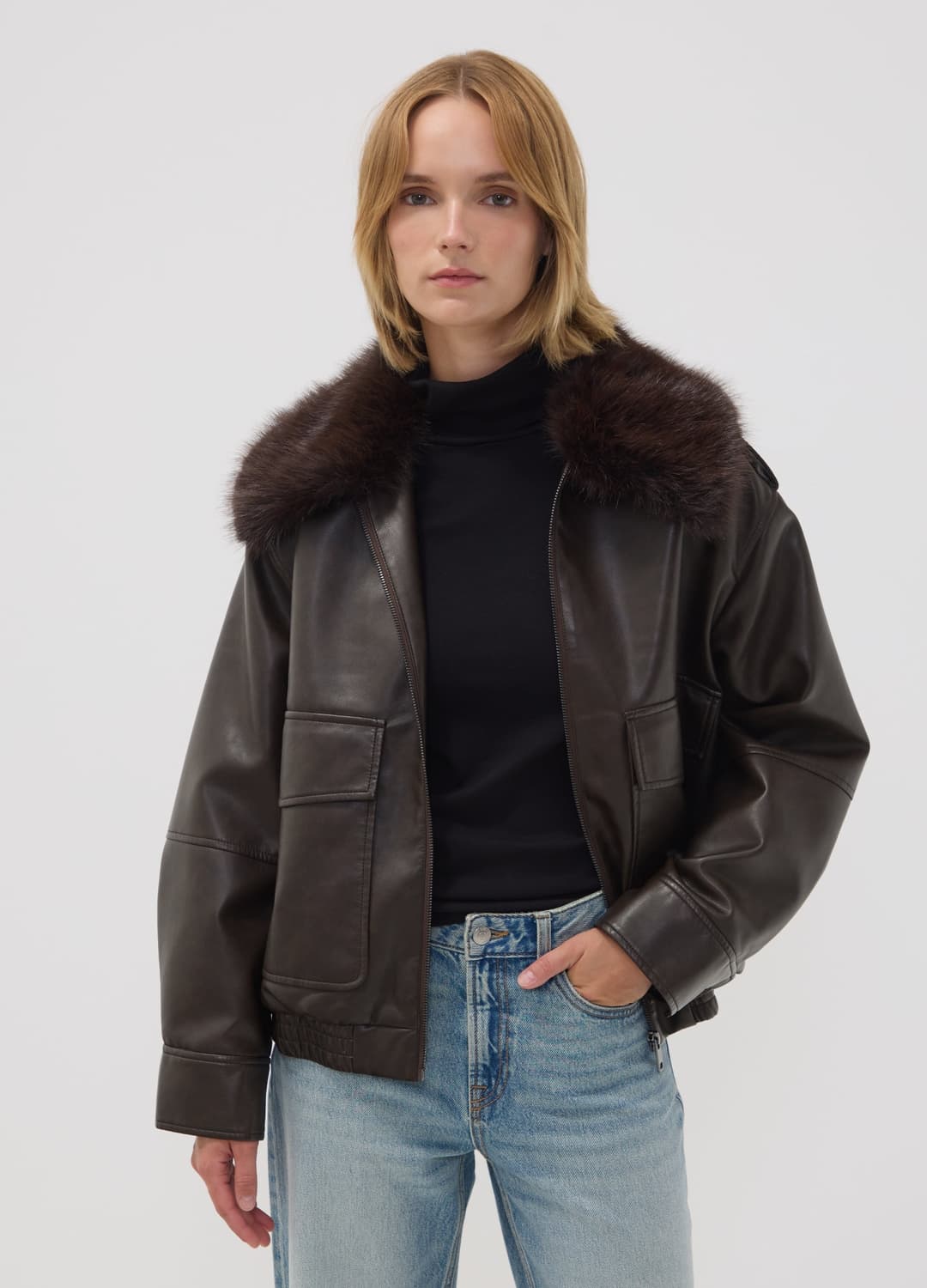 Brauner Parka Aus Viskosemix Mit Kontrastkragen | OVS Brauner Parka Aus Viskosemix Mit Kontrastkragen - 2 | OVS