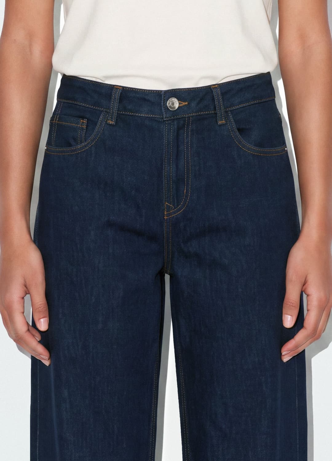 Hellblaue Denim-jeans Mit Wide Leg Aus 100 % Baumwolle | OVS Hellblaue Denim-jeans Mit Wide Leg Aus 100 % Baumwolle - 10 | OVS