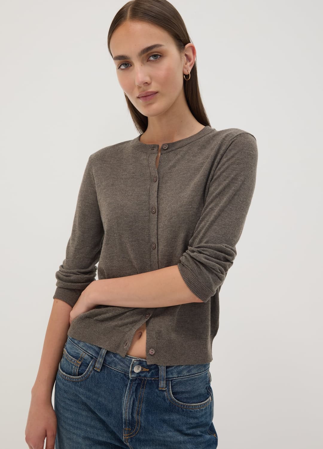 Braune Strickjacke Aus Wollmix Mit Rundhalsausschnitt | OVS Braune Strickjacke Aus Wollmix Mit Rundhalsausschnitt - 0 | OVS