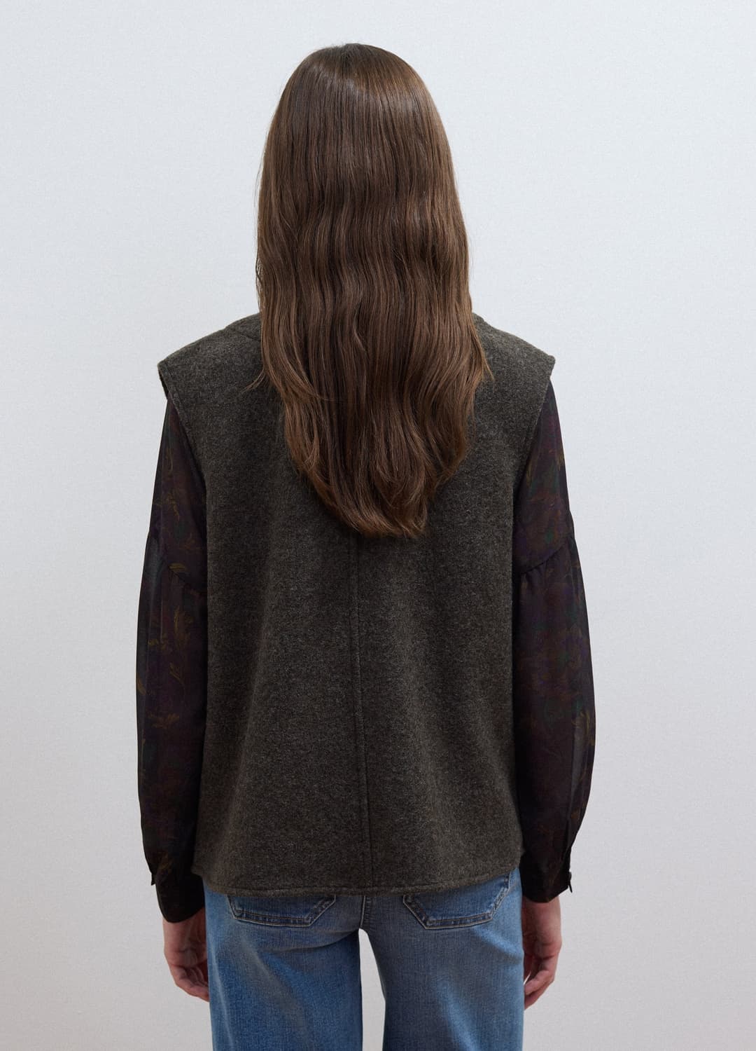 Schwarze Weste Aus Reiner Wolle Mit Rundhalsausschnitt Und Relaxed Fit | OVS Schwarze Weste Aus Reiner Wolle Mit Rundhalsausschnitt Und Relaxed Fit - 3 | OVS