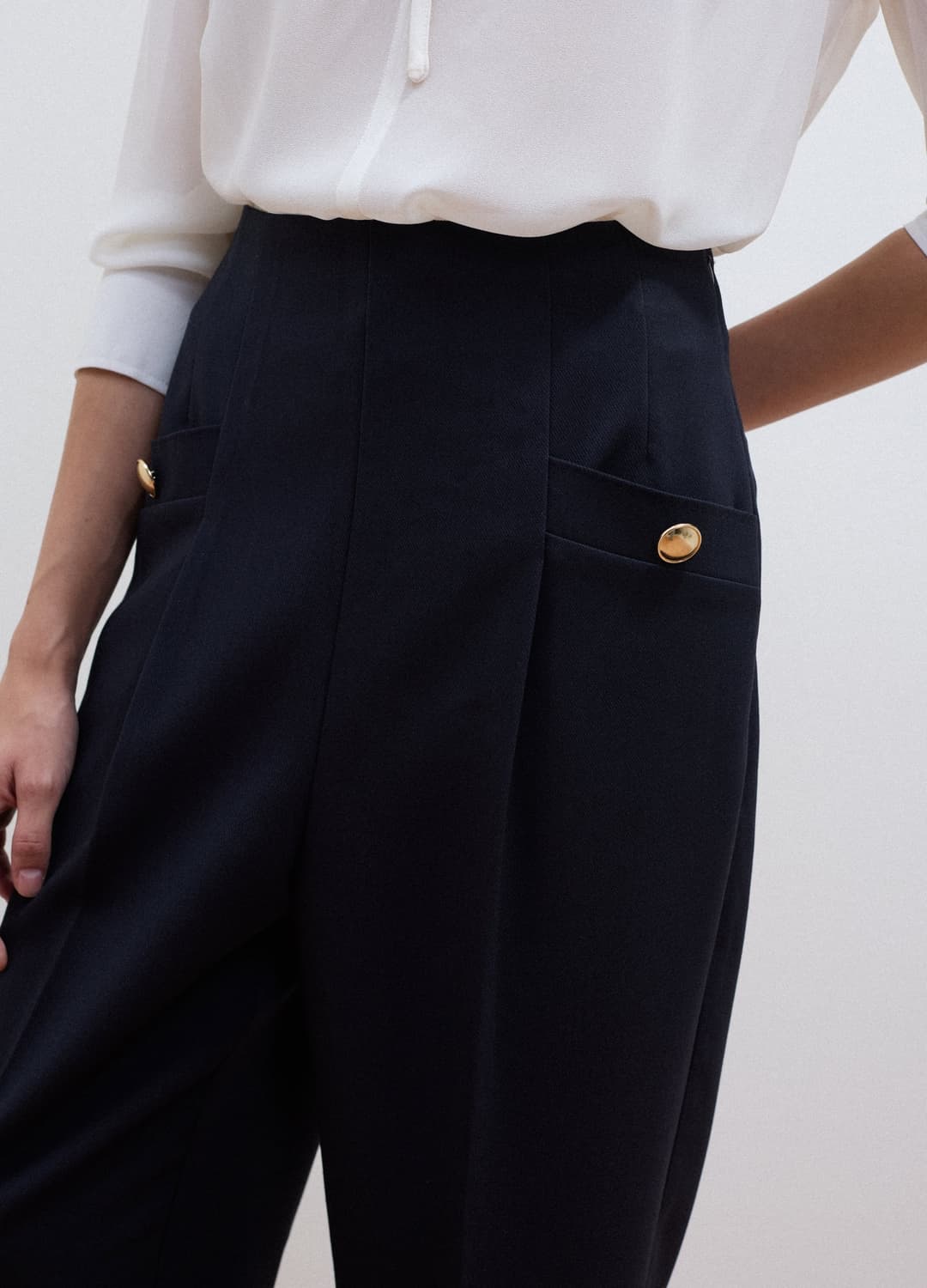 Schwarze Stretch-viskosehose Mit Regular Tapered Fit | OVS Schwarze Stretch-viskosehose Mit Regular Tapered Fit - 3 | OVS