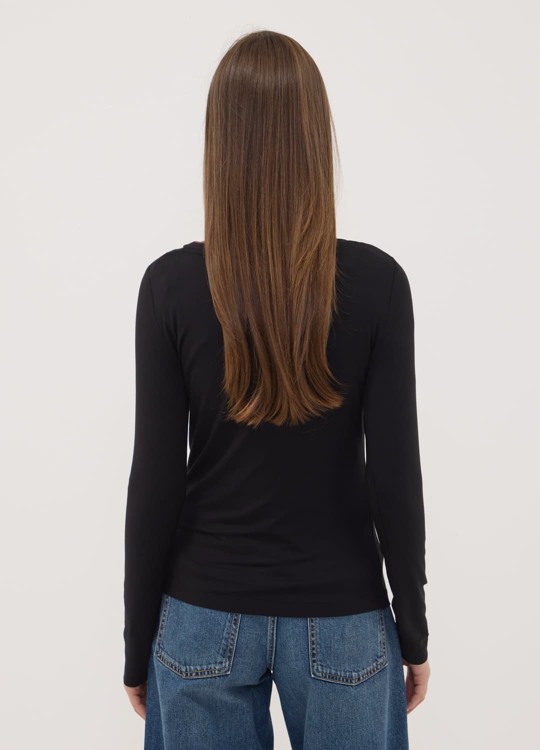 Schwarzes Slim-fit T-shirt Aus Elastischer Viskose Mit Rundhalsausschnitt | OVS Schwarzes Slim-fit T-shirt Aus Elastischer Viskose Mit Rundhalsausschnitt - 3 | OVS