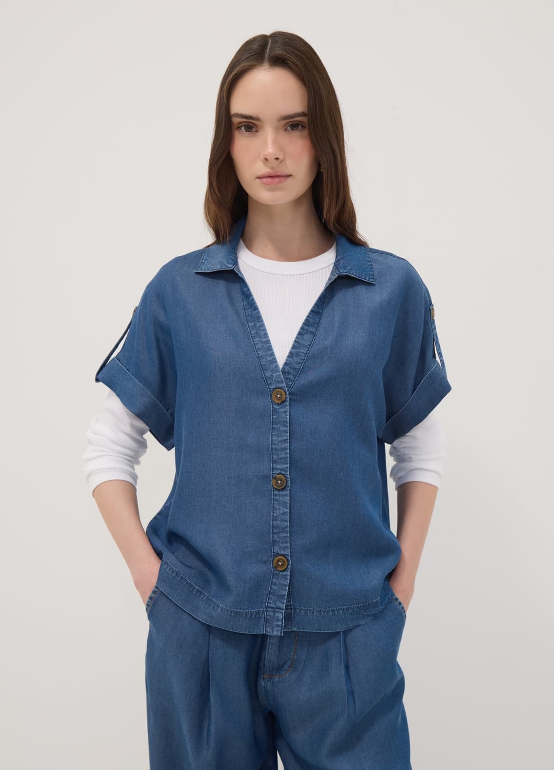 Blaue Kurzarmbluse Aus Reinem Lyocell | OVS Blaue Kurzarmbluse Aus Reinem Lyocell - 2 | OVS