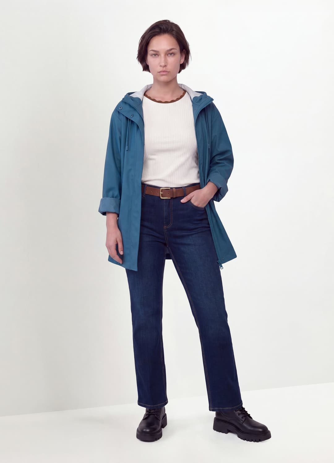 Giacca Antipioggia Blu Con Cappuccio E Zip Regular Fit | OVS Giacca Antipioggia Blu Con Cappuccio E Zip Regular Fit - 1 | OVS