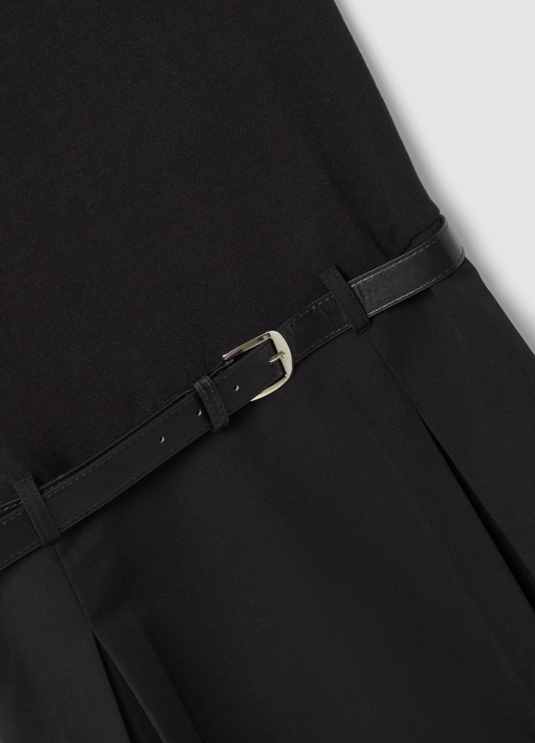 Schwarzes Stretchkleid Aus Viskose Mit Strukturiertem Stehkragen | OVS Schwarzes Stretchkleid Aus Viskose Mit Strukturiertem Stehkragen - 5 | OVS