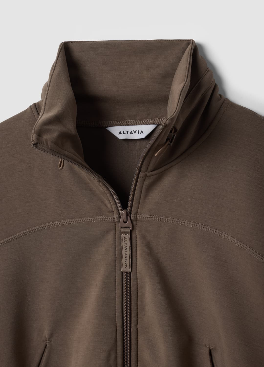 Full-zip Verde Corta In Tessuto Soft-touch Con Collo Rialzato Altavia Studio | OVS Full-zip Verde Corta In Tessuto Soft-touch Con Collo Rialzato Altavia Studio - 7 | OVS