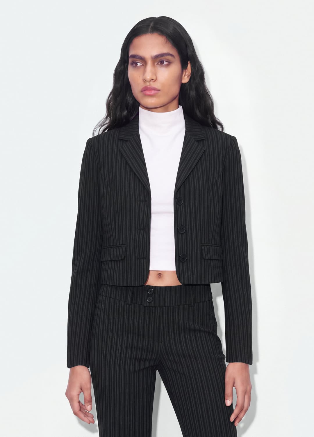 Blazer Nero Cropped In Viscosa Elasticizzata Con Rever Classici Slim Fit | OVS Blazer Nero Cropped In Viscosa Elasticizzata Con Rever Classici Slim Fit - 0 | OVS