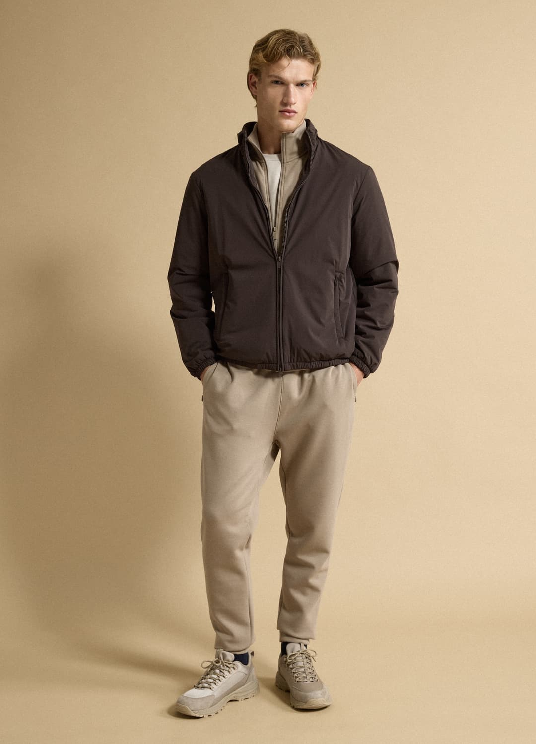 Giacca Marrone Imbottita In Tessuto Elasticizzato Regular Fit | OVS Giacca Marrone Imbottita In Tessuto Elasticizzato Regular Fit - 1 | OVS