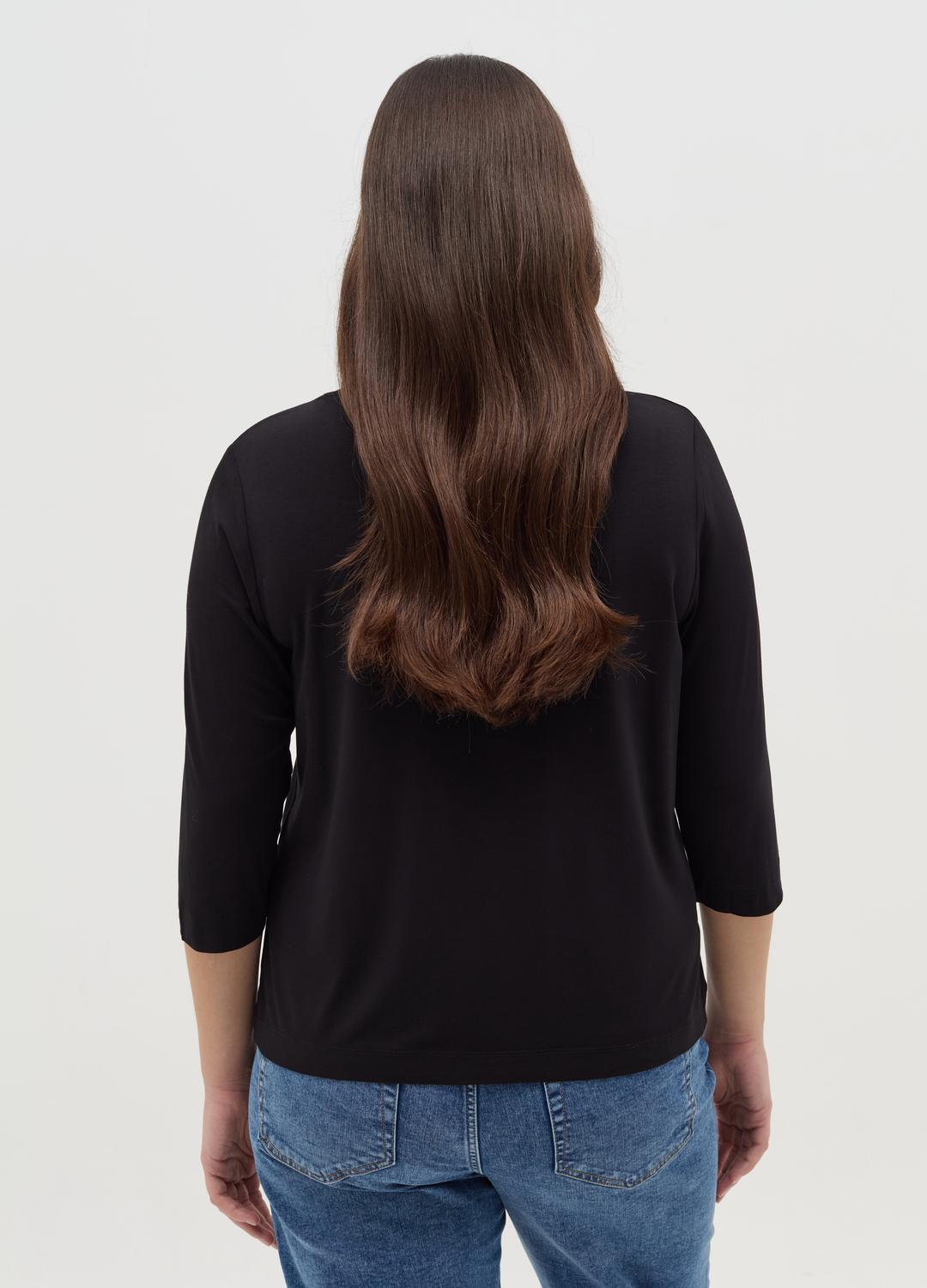 T-shirt da donna estiva alla moda casual a maniche corte con T-shirt da donna estiva alla moda casual a maniche corte con