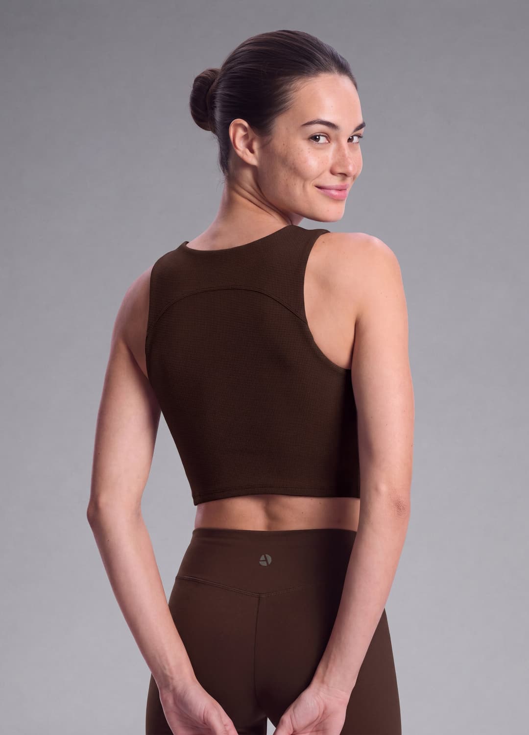 Braunes Crop-top Aus Atmungsaktivem Stretchmaterial Altavia Studio | OVS Braunes Crop-top Aus Atmungsaktivem Stretchmaterial Altavia Studio - 4 | OVS