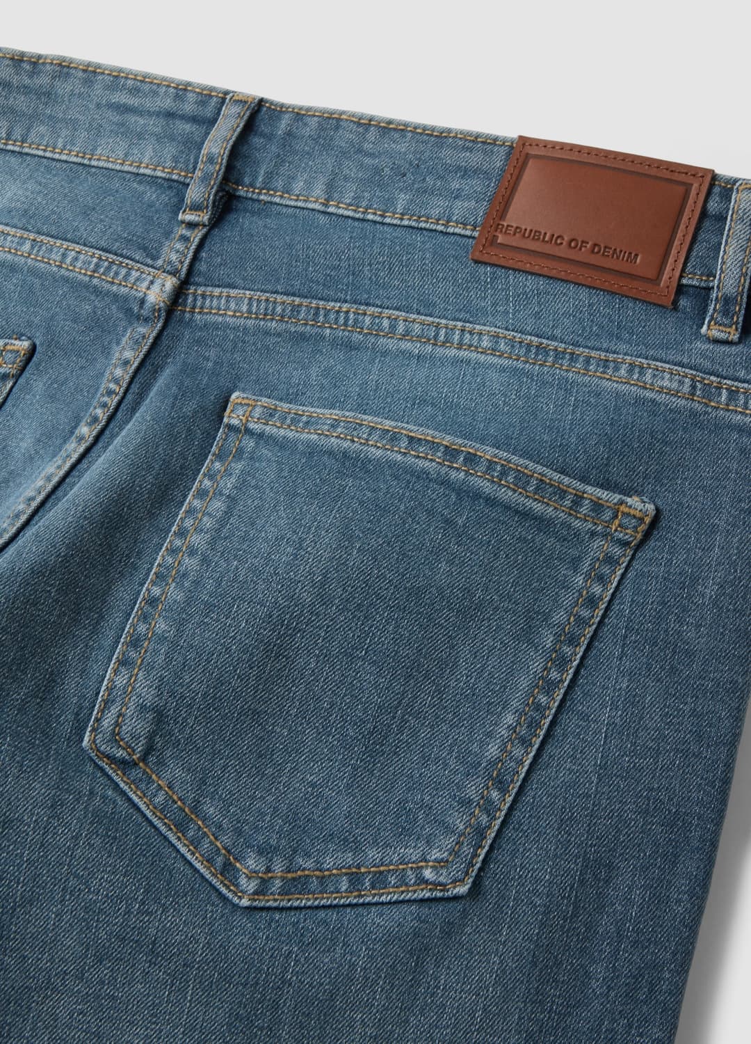 Slim-fit Jeans Aus Stretch-baumwolle In Dunkler Waschung | OVS Slim-fit Jeans Aus Stretch-baumwolle In Dunkler Waschung - 4 | OVS