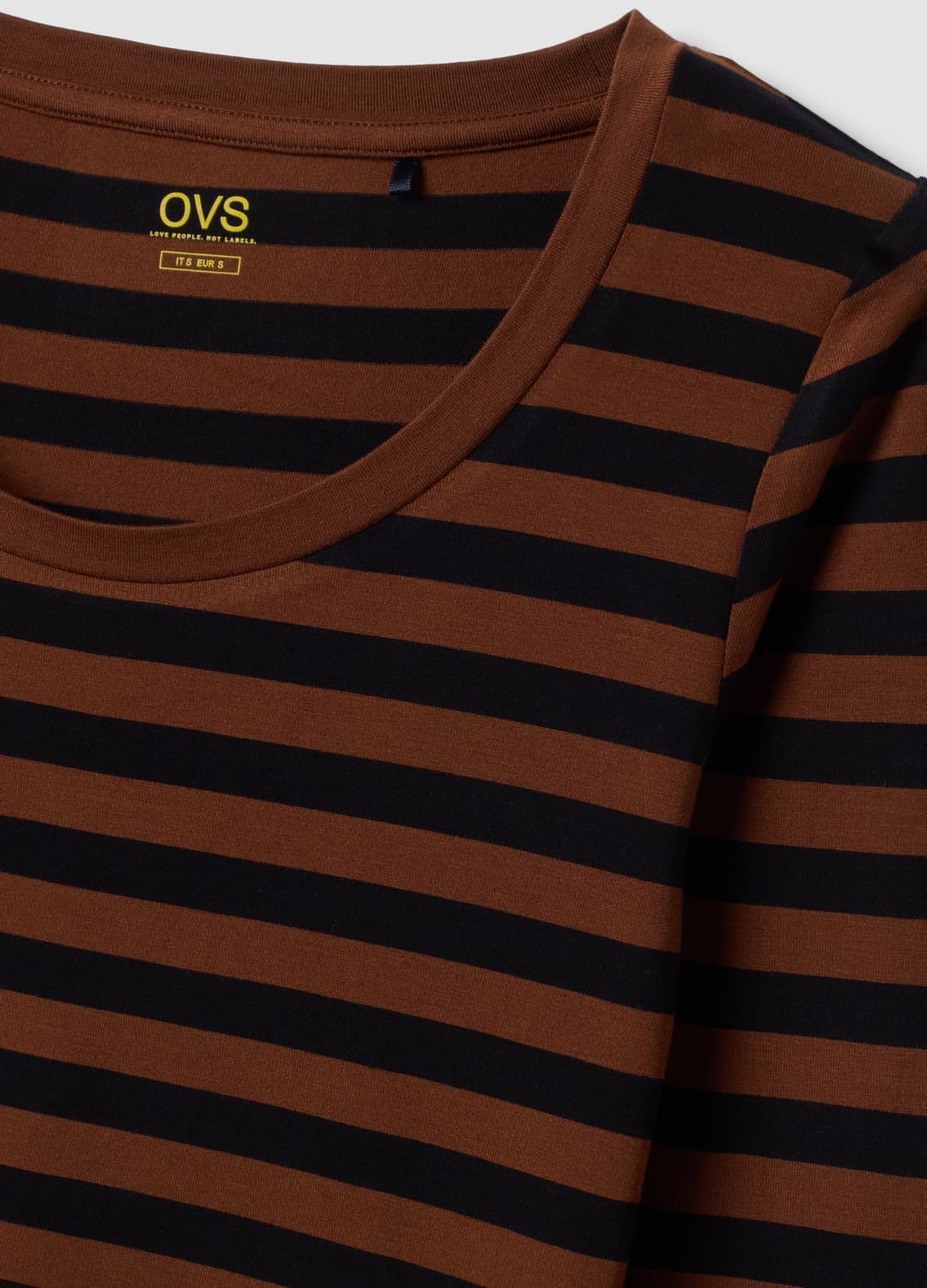 Braunes Slim-fit T-shirt Aus Elastischer Viskose Mit Streifen Und Rundhalsausschnitt | OVS Braunes Slim-fit T-shirt Aus Elastischer Viskose Mit Streifen Und Rundhalsausschnitt - 5 | OVS