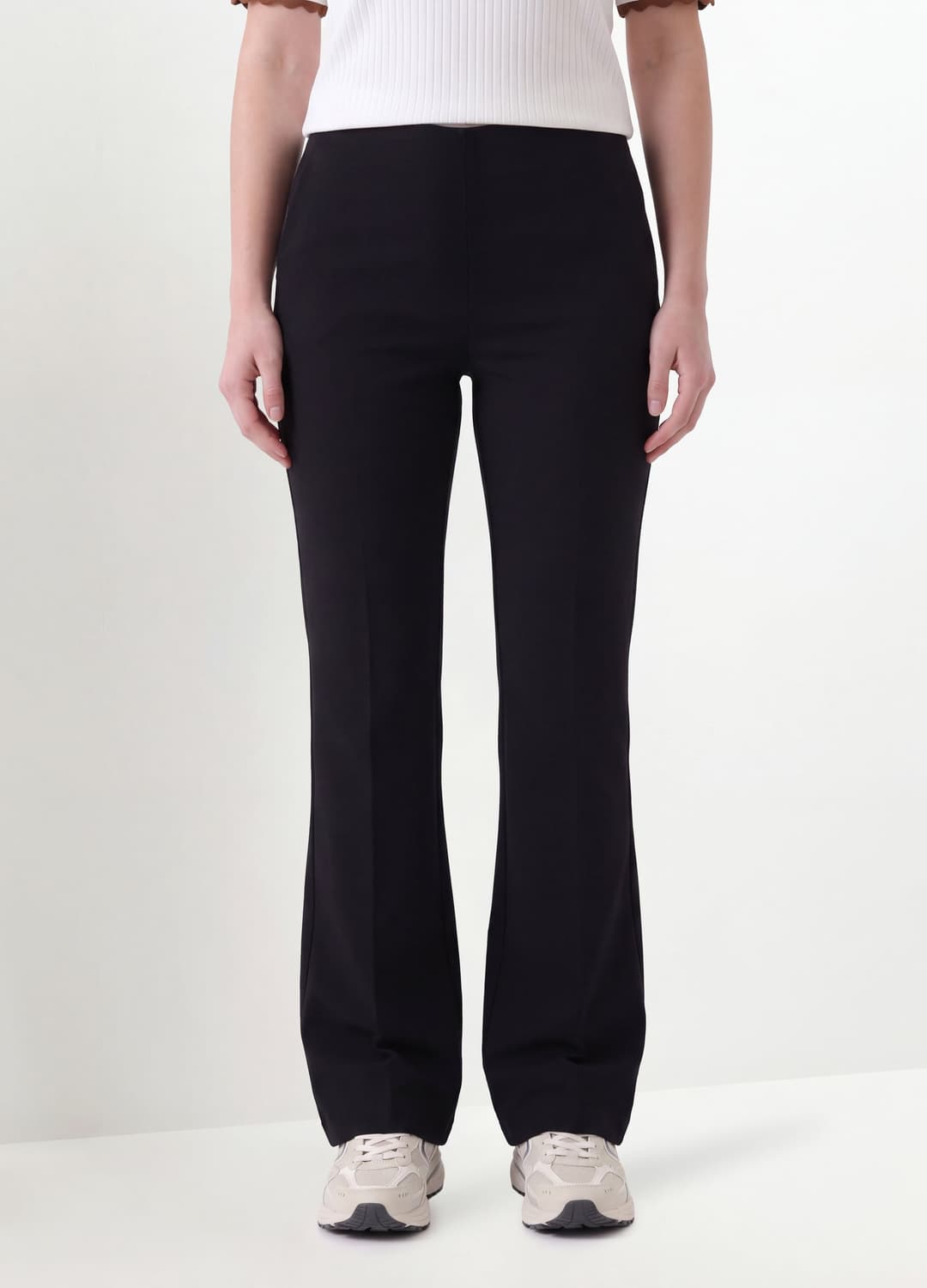 Braune Flare-hose Aus Elastischer Viskose | OVS Braune Flare-hose Aus Elastischer Viskose - 1 | OVS