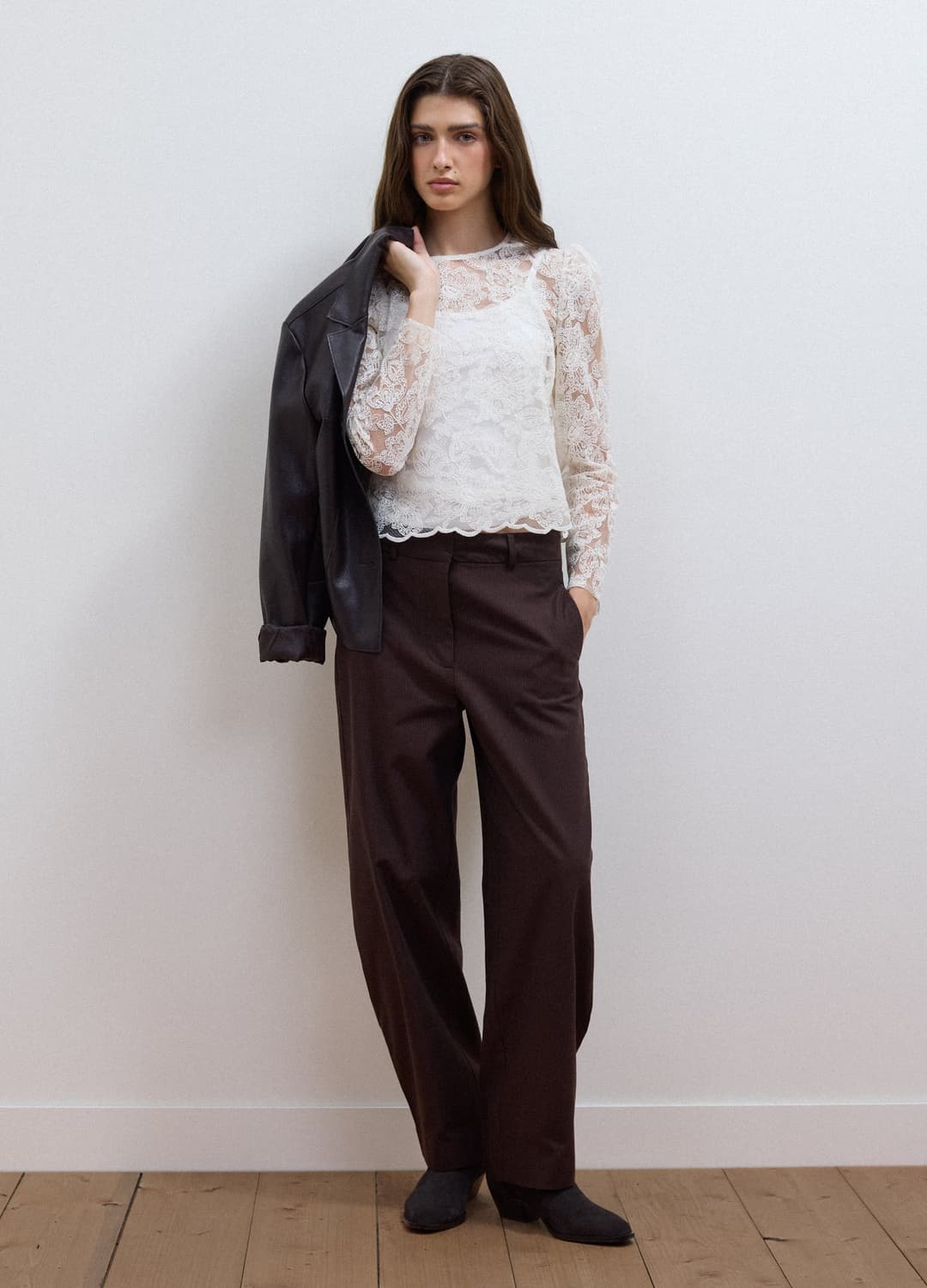 Blusa Bianca In Misto Cotone Con Pizzo Floreale Slim Fit | OVS Blusa Bianca In Misto Cotone Con Pizzo Floreale Slim Fit - 1 | OVS