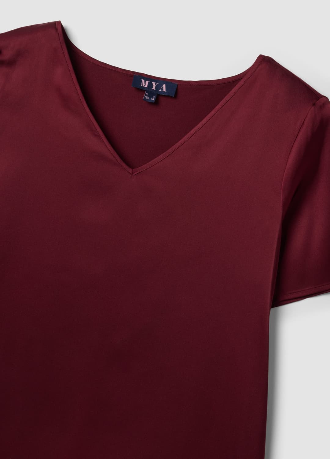 Blusa Satinata Rossa In Tessuto Elasticizzato Con Scollo A V Regular Fit | OVS Blusa Satinata Rossa In Tessuto Elasticizzato Con Scollo A V Regular Fit - 6 | OVS