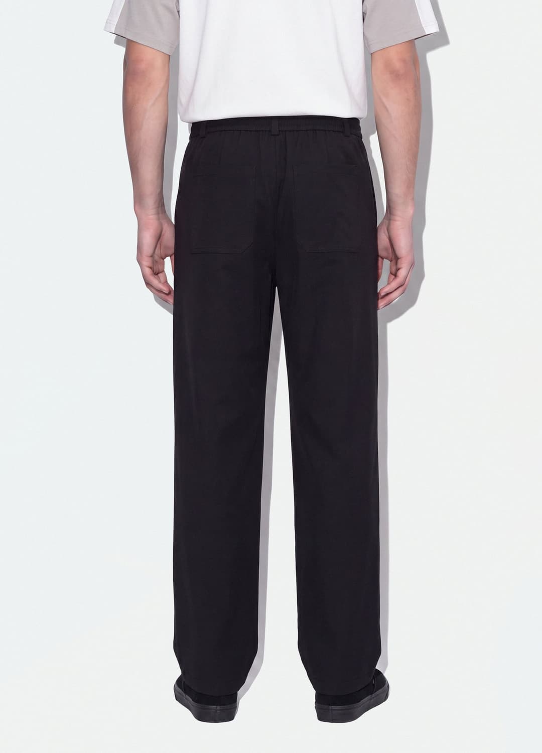 Pantaloni Neri In Tessuto Elasticizzato Parachute Fit | OVS Pantaloni Neri In Tessuto Elasticizzato Parachute Fit - 2 | OVS