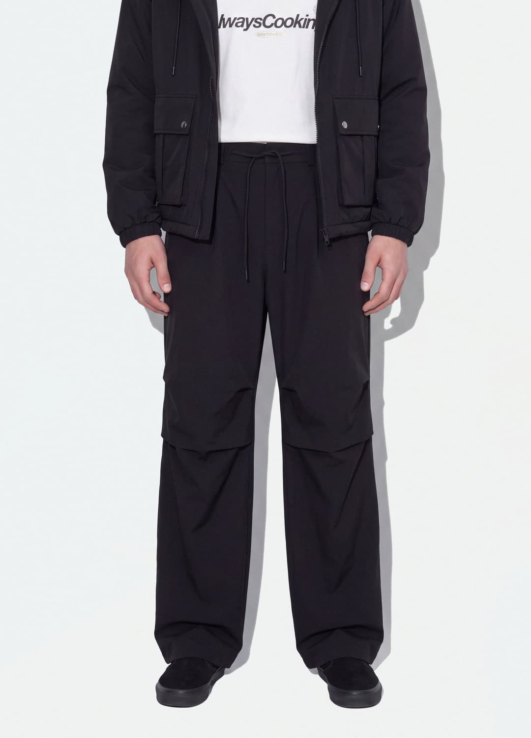 Pantaloni Neri In Tessuto Elasticizzato Parachute Fit | OVS Pantaloni Neri In Tessuto Elasticizzato Parachute Fit - 1 | OVS