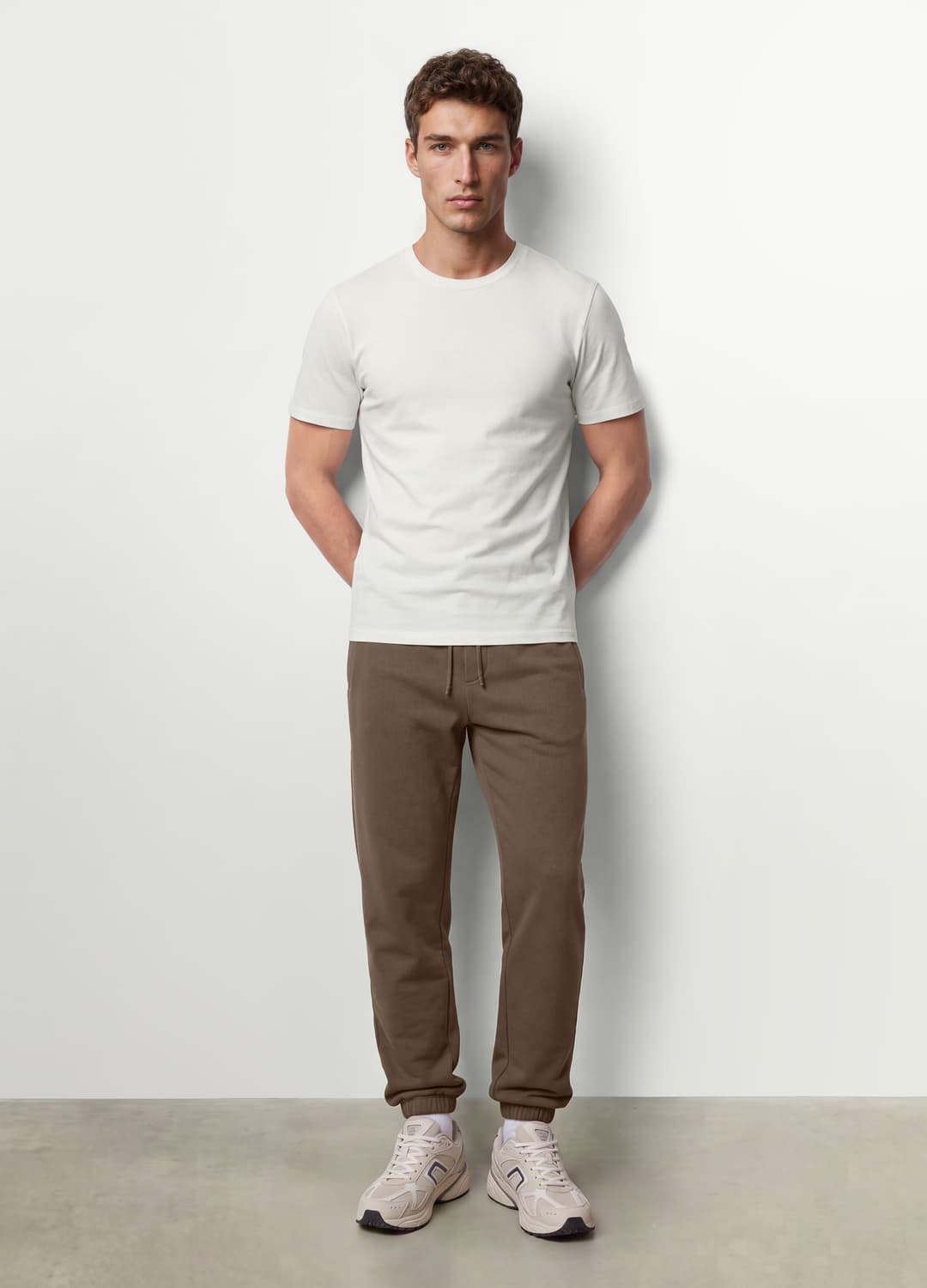 Weißes Slim-fit T-shirt Aus Bio-baumwolle Mit Kurzen Ärmeln | OVS Weißes Slim-fit T-shirt Aus Bio-baumwolle Mit Kurzen Ärmeln - 1 | OVS