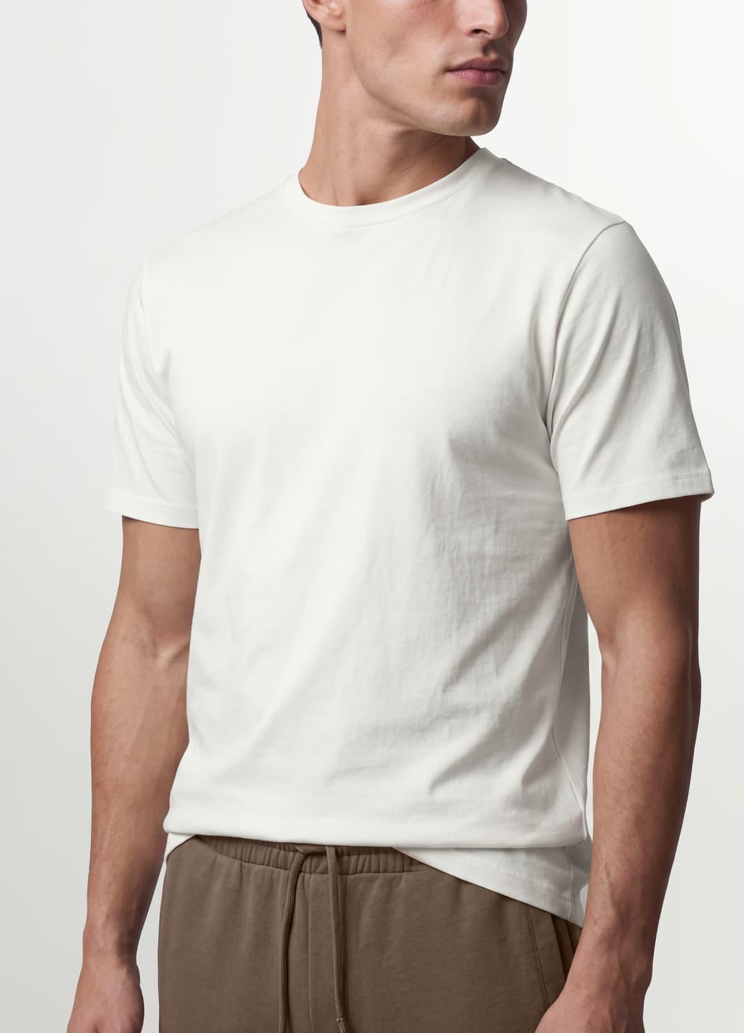 Weißes Slim-fit T-shirt Aus Bio-baumwolle Mit Kurzen Ärmeln | OVS Weißes Slim-fit T-shirt Aus Bio-baumwolle Mit Kurzen Ärmeln - 2 | OVS