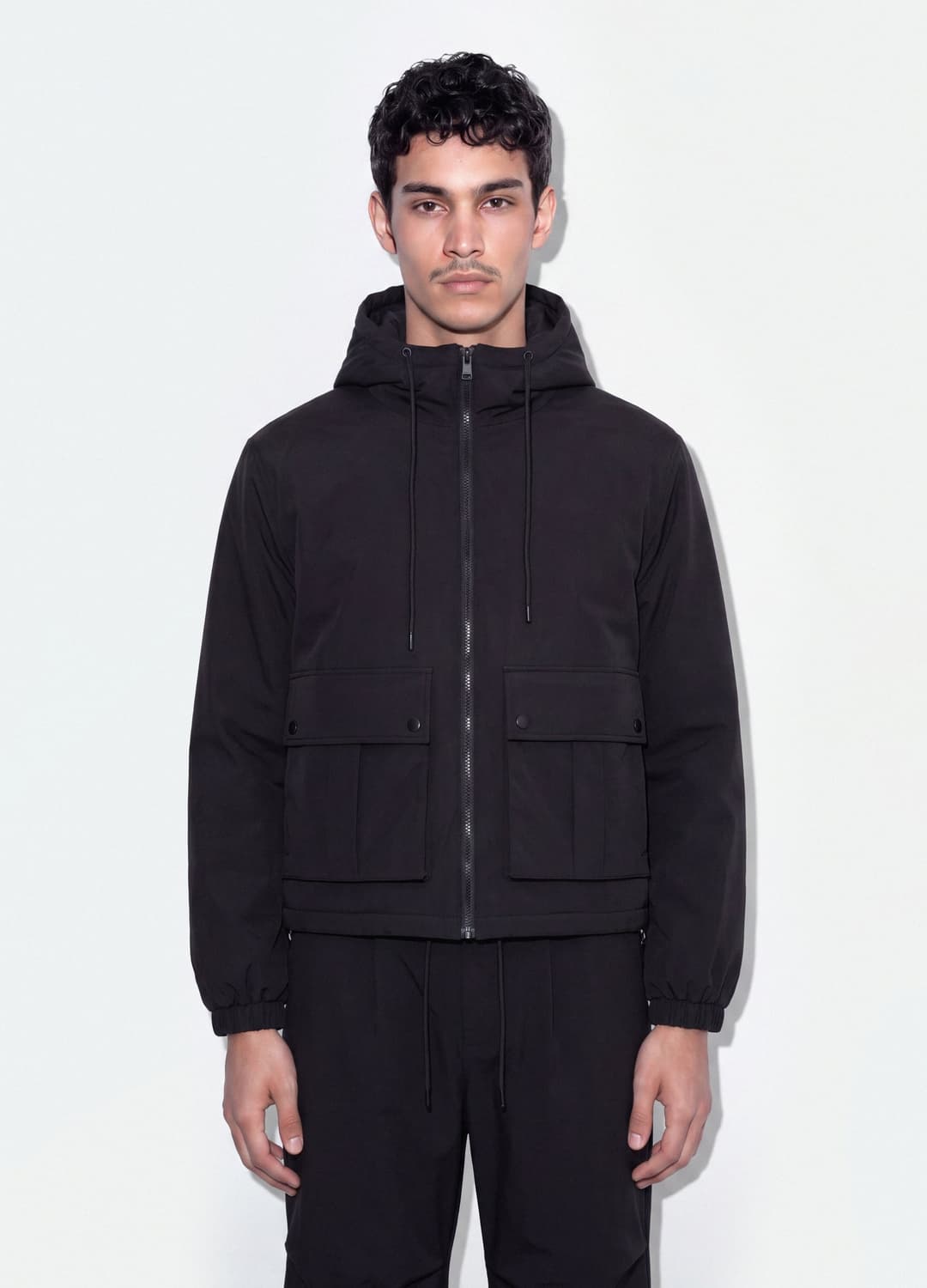 Giaccone Nero Imbottito Con Cappuccio E Zip Over Fit | OVS Giaccone Nero Imbottito Con Cappuccio E Zip Over Fit - 0 | OVS