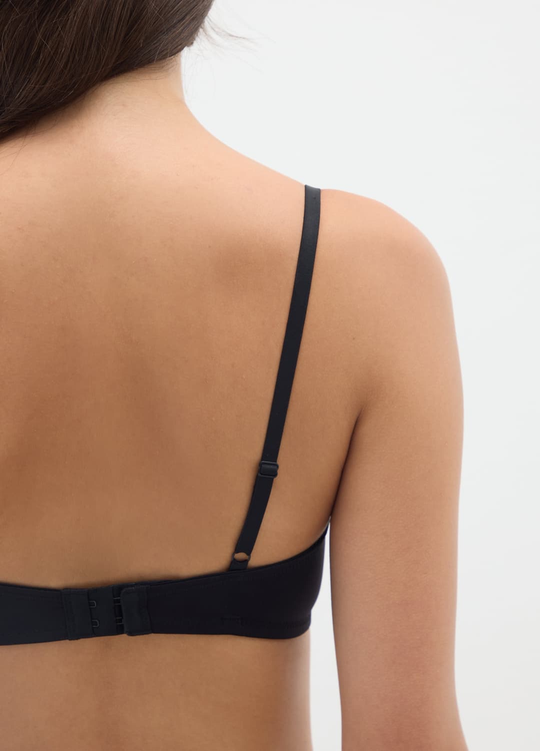 Reggiseno A Balconcino In Tessuto Elasticizzato Nero | OVS Reggiseno A Balconcino In Tessuto Elasticizzato Nero - 2 | OVS