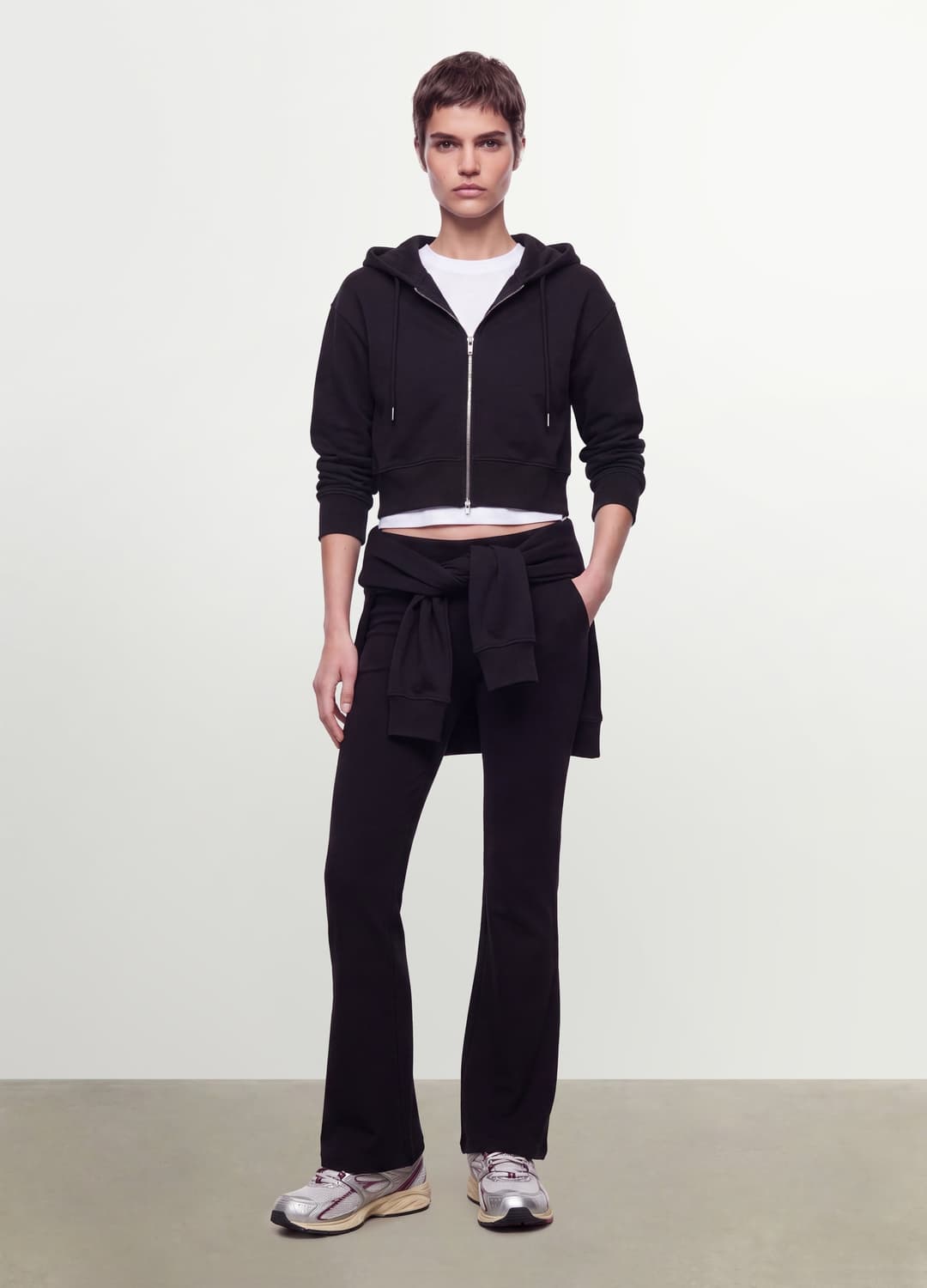 Felpa Full Zip Nera In Misto Cotone Con Cappuccio Fitted | OVS Felpa Full Zip Nera In Misto Cotone Con Cappuccio Fitted - 0 | OVS