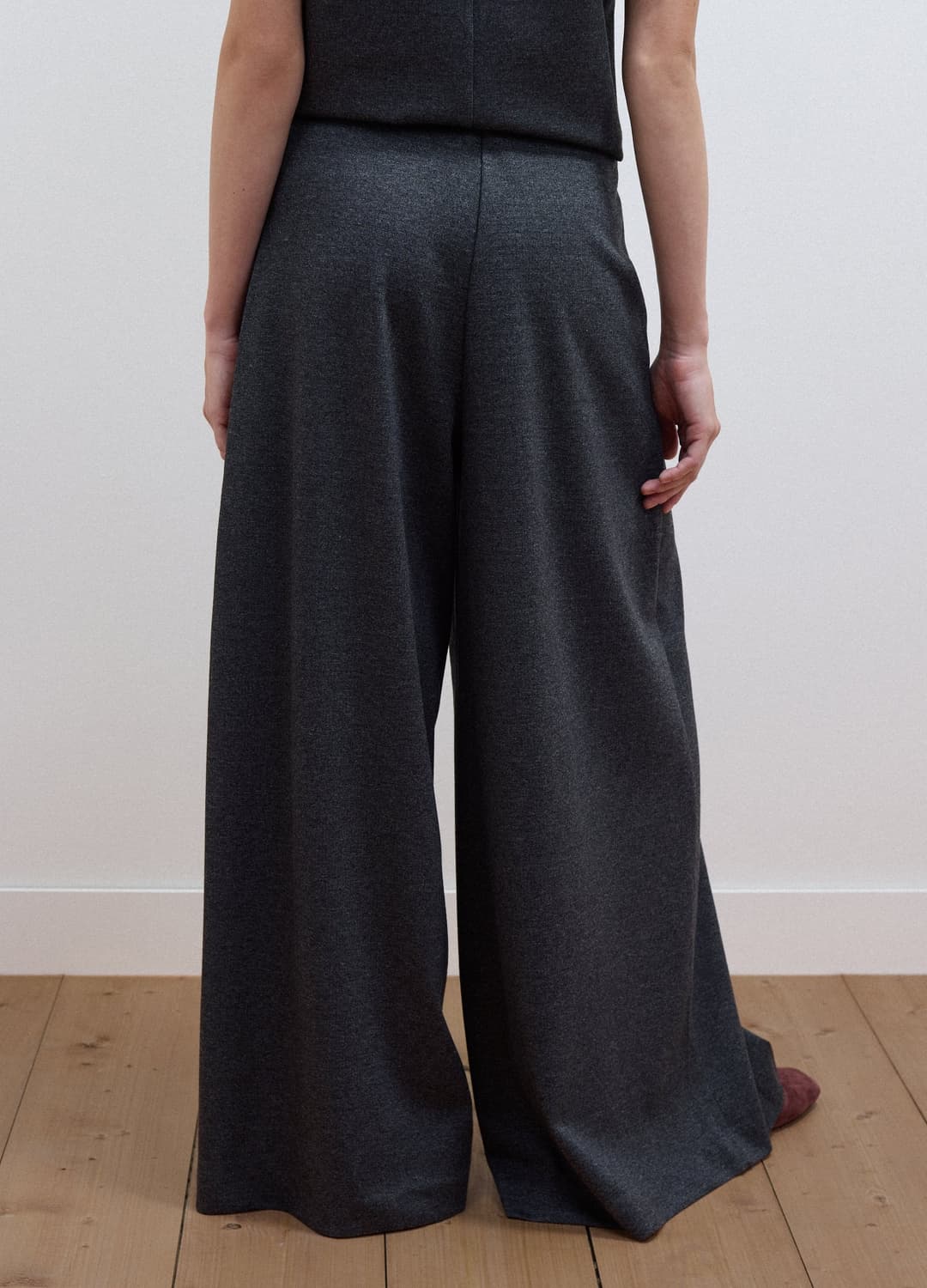 Graue Formelle Hose Aus Stretch-viskose Mit Baggy Fit | OVS Graue Formelle Hose Aus Stretch-viskose Mit Baggy Fit - 2 | OVS