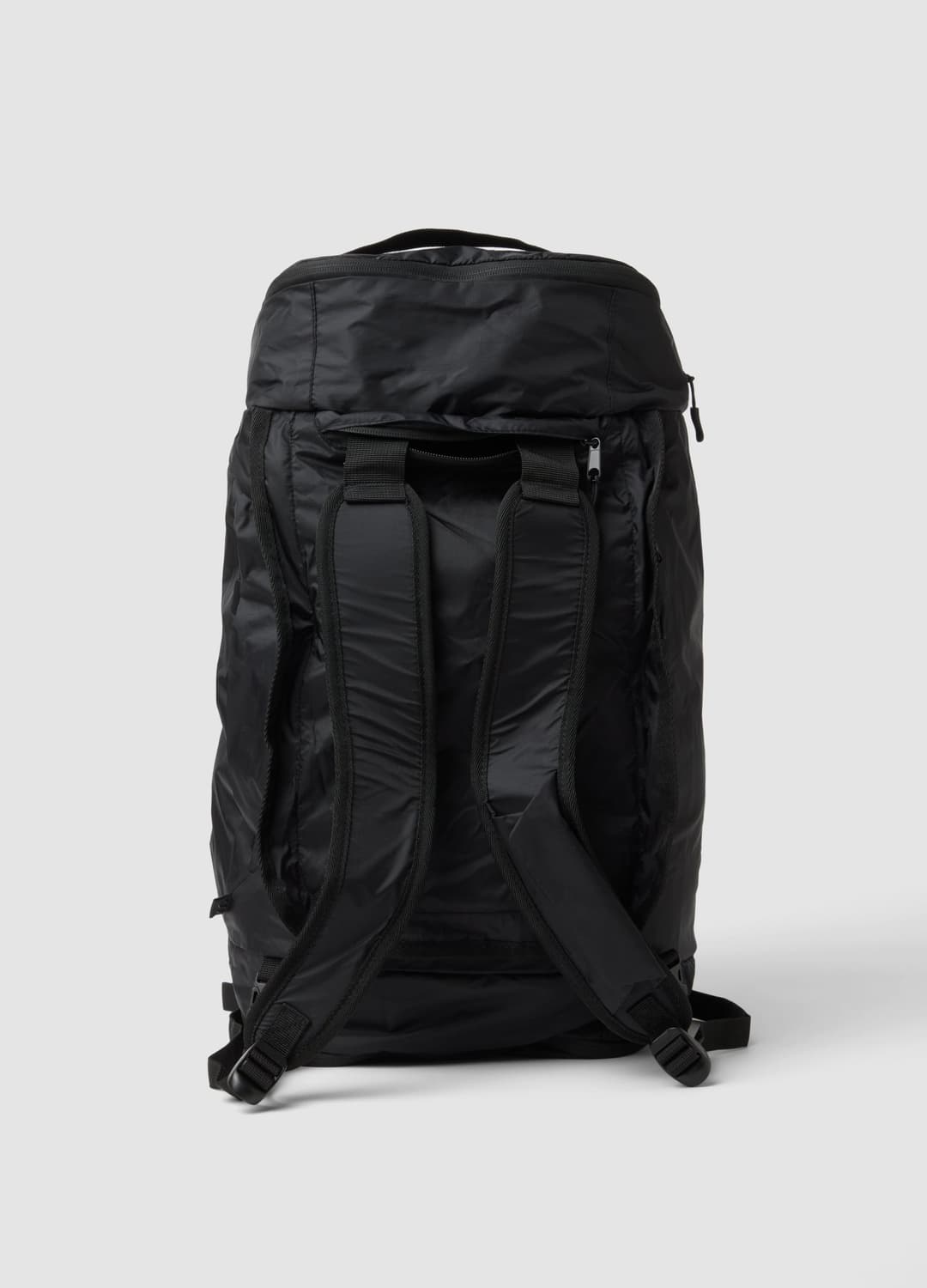 Faltbare Schwarze Sport-reisetasche Mit Rucksackträgern | OVS Faltbare Schwarze Sport-reisetasche Mit Rucksackträgern - 2 | OVS